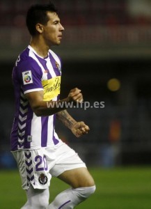 Valladolid y Las Palmas: dos escuadras esculpidas por la necesidad 2 Hernán Pérez celebra el gol