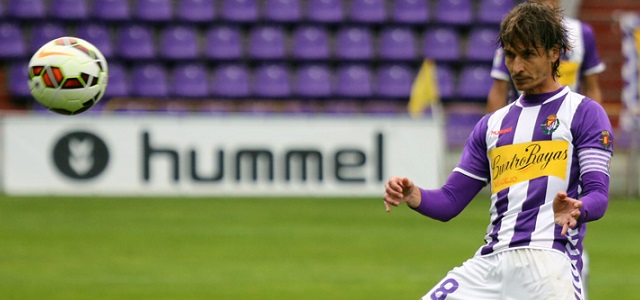 Una década en blanco y violeta 1 Álvaro Rubio || Foto: Real Valladolid