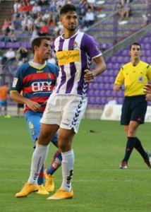 El Llagostera triunfa en la charlotada 2 Túlio de Melo || Foto: Real Valladolid
