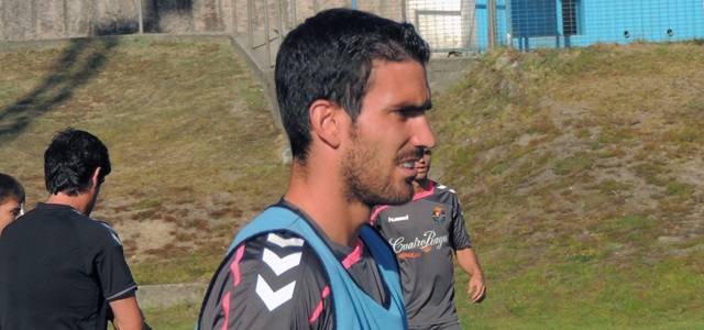 Alfaro, tocado, no completa el entrenamiento 1 Alfaro || Foto: Real Valladolid