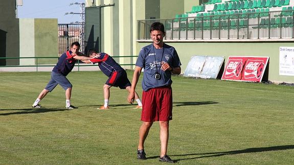 Un fútbol muy profesional en el fútbol semiprofesional