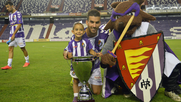 Con todos y a por todas