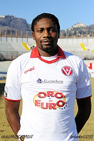 A por un defensa, un delantero 'tanque' y un llegador 3 En Italia apuntan al interés por Ebagua || Foto: tuttocalciatori.net