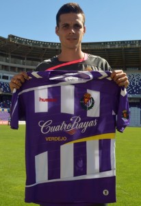 Donde quería estar y donde le querían 2 Manu del Moral || Foto: Real Valladolid