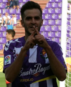 El menos delantero de momento es el más 2 Juan Villar || Foto: Real Valladolid