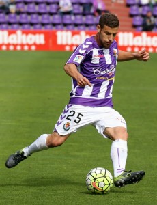 El 11 del Pucela: Jornada 8 2 Tiba, antes de golpear al balón || Real Valladolid