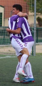 Celebración del gol de Xavi oto: Víctor Álvarez