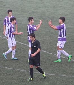 Derbi a la vista en Liga Nacional 2 Una acción del Real Valladolid - Arces de la primera vuelta || Foto: Víctor Álvarez
