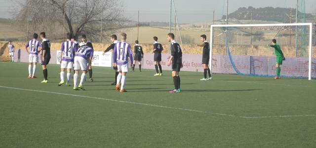 El Real Valladolid LN controla y gana un mes después