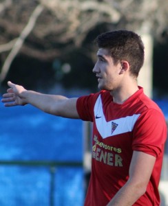 Derbi fraticida en División de Honor 4 Edu Valentin || Foto: Víctor Álvarez