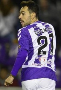 Juan Villar hace un doblete y mueve las aguas 3 Guzmán || Foto: LFP