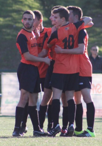 Fin de semana difícil en Liga Nacional 2 El Parquesol celebra un gol Foto: Víctor Álvarez