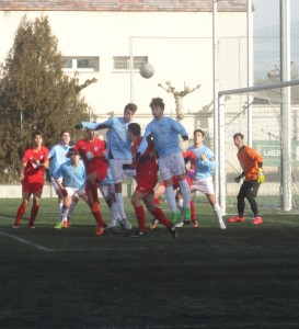 Cara y cruz en Liga Nacional 2 Una acción del Arces - Santa Marta Foto: Sergio Sanz