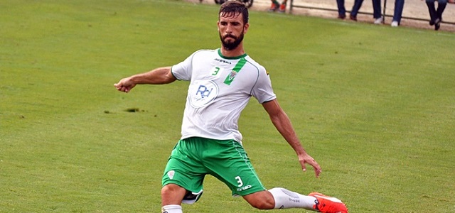 Un viejo capitán para la defensa blanquiverde