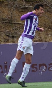 Con ganas de ganar 2 Jorge Juliá Foto: Blanco y Violeta