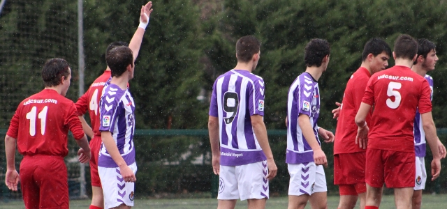 Duros desplazamientos en División de Honor 1 UD Sur Real Valladolid DH Derbi
