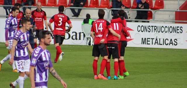 El Real Valladolid se hunde en la trampa del Mirandés 1 Foto: Víctor Álvarez