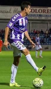 Una vuelta desde la primera titularidad de Del Moral 2 Manu del Moral, en su debut Foto: Real Calladolid