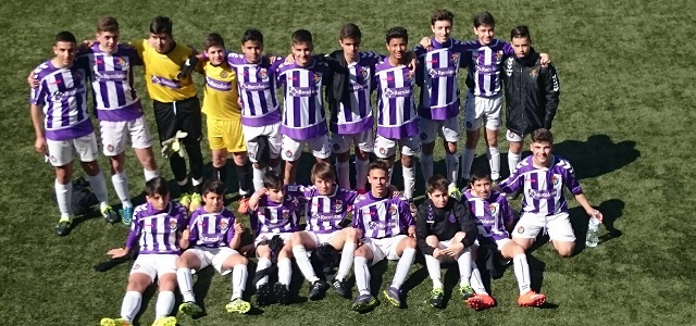 Vuelta a la rutina tras unas vacaciones que no fueron tal 1 El Real Valladolid Infantil ganó la Oviedo Cup