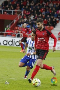 Se cumplen los pronósticos en Anduva y en el Carlos Tartiere 2 Alain Oyarzun y Jonathan Ruiz