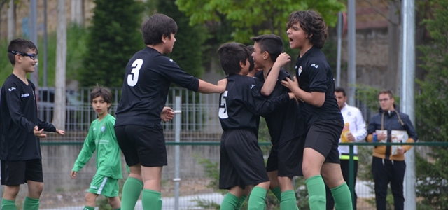 El Betis da la sorpresa del torneo y se planta en la final
