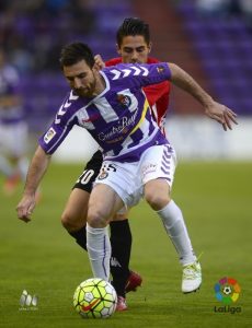 Entre Líneas: Embotellados, caóticos y, tal vez, salvados 2 Nikos