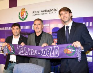 Paco Herrera: "No hablo de objetivos; partimos de cero" 2 Braulio Vázquez, Paco Herrera y Carlos Suárez Foto: Real Valladolid