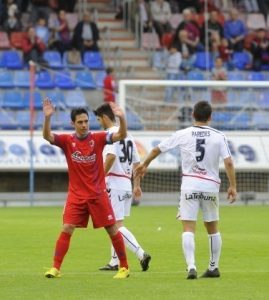 El doble drama de Ponferrada frente al histórico ascenso en Miranda 4 Del Pino se despidió || Foto: LFP