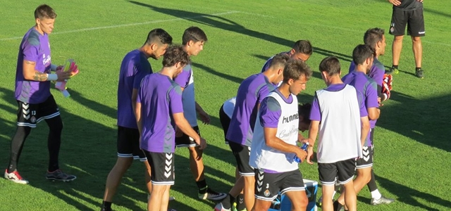 Ángel: “Hay que ser ambicioso y plantearse el objetivo del ascenso desde el primer día”