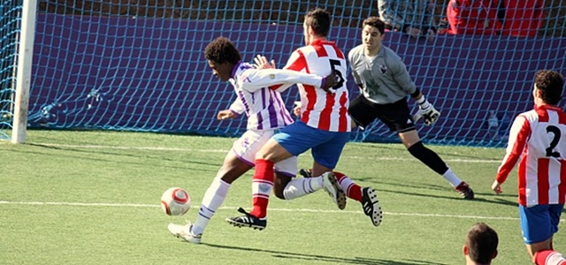 Atlético Tordesillas - Real Valladolid Promesas, primer amistoso de la pretemporada 1 Bacari contra Tordesillas11