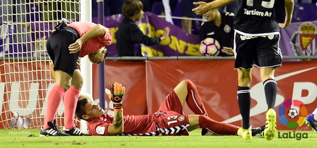 Uno a cero y Becerra de portero 1 Becerra