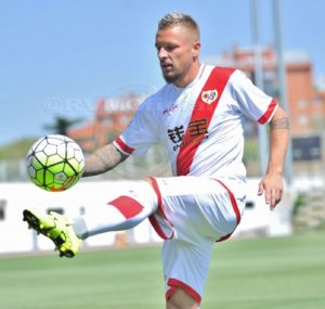 El niño malo que se recondujo en Vallecas 3 || Foto: Rayo Vallecano