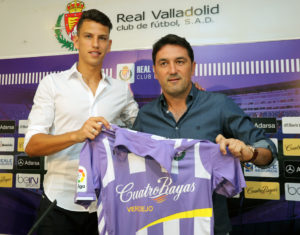 Lichnovsky: "Cuando conocí la opción de venir, no lo dudé" 3 Lichnovsky y Braulio || Foto: Real Valladolid