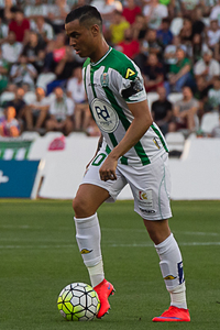 Raúl de Tomás cierra el ataque 2 Raúl de Tomás