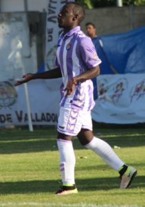 A la espera del tránsfer de Sinisterra 3 Sinisterra || Foto: Rosa M. Martín