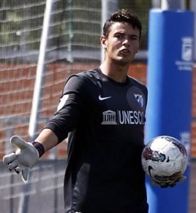 Papá, delantero; yo, portero 3 Aitor Embela