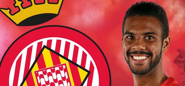 Jonás Ramalho, polivalencia en la línea defensiva