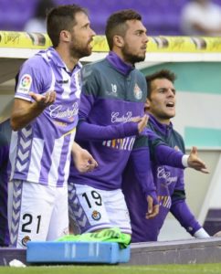 No se puede creer 2 Míchel y Jordán, en el banquillo || Foto: LFP