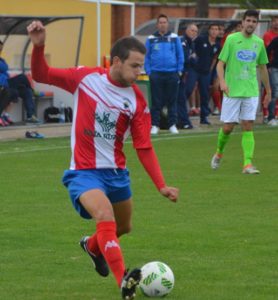 El Torde pierde una gran oportunidad frente al Almazán 2 El Tordesillas no pudo ganar al Almazán || Foto: Juan Postigo