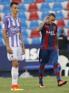 En barrena y sin excusas 2 Lichnovsky, con Roger al fondo || Foto: LFP