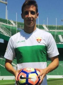 La felicidad está en ganar al Elche 3 Guillermo, en su presentación || Foto: as.com