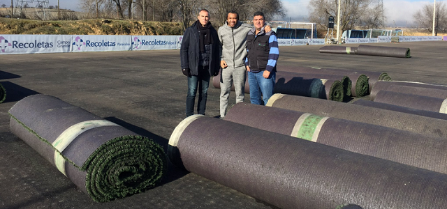 El Real Valladolid dona el viejo césped artificial a Guinea Ecuatorial