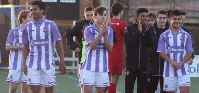 El Real Valladolid B se lleva "el típico derbi" 1 Foto: Víctor Álvarez