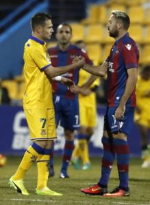 Solo el Real Valladolid gana de entre los once primeros 2 Alcorcónn Levante