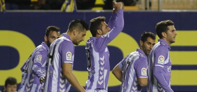 El Real Valladolid resiste en el Ramón de Carranza 1 Foto: LFP