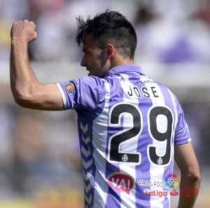 El Real Valladolid tira de eficacia para reengancharse 2 José2