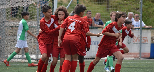 Una Sur ‘desatada’ arrebata el tercer puesto al Betis