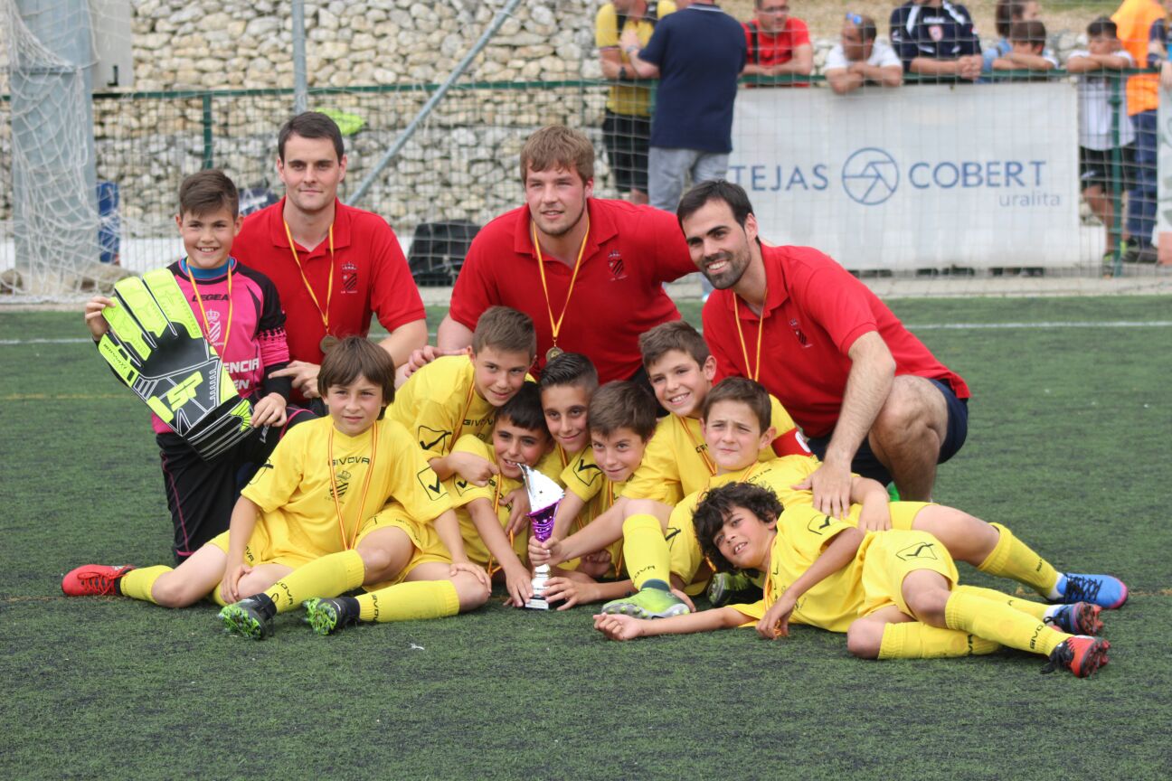 Cuadro de honor del II Trofeo esFútbol 4 IMG 20170521 WA0050 1
