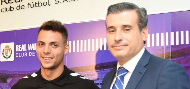 Miguel Ángel Gómez: “Vendrán jugadores ilusionados, no para rellenar” 1 Óscar Plano y Miguel Ángel Gómez || Foto: Real Valladolid