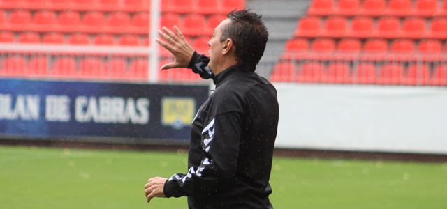 Carlos Perez Salvachua Real Valladolid Promesas Rayo Majadahonda